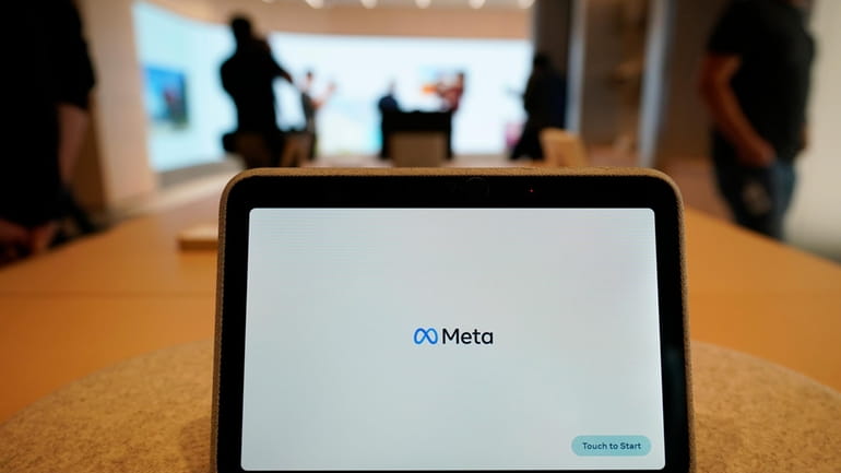 A Meta Portal Go is displayed during a preview of...