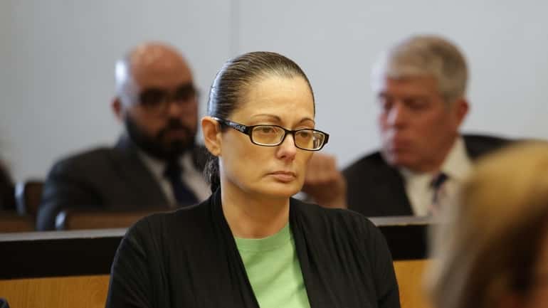 770px x 433px - Angela Pollina told school officials Thomas and Anthony Valva were 'used to  being cold,' principal testifies - Newsday