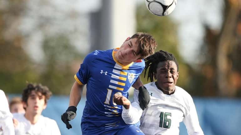 vincent-puglisi-west-islip-boys-soccer-roll-into-state-championship