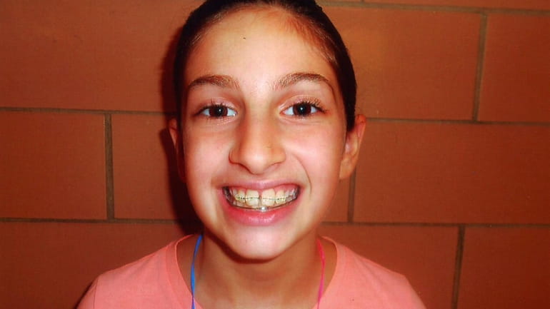 Kidsday reporter Sarah Fleishaker says braces have pros and cons.