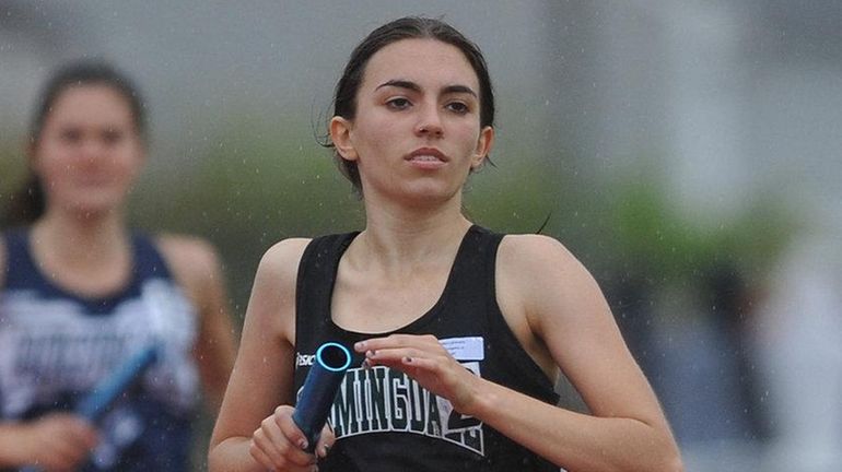 Tara Mandel of Farmingdale anchors her team to victory in...