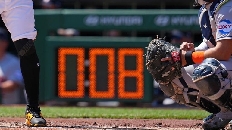 MLB won't extend the pitch clock for the posteason