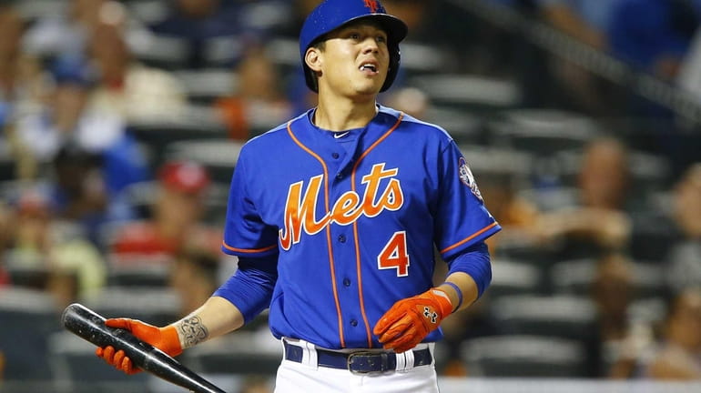 Wilmer Flores Is a Met No More - The New York Times