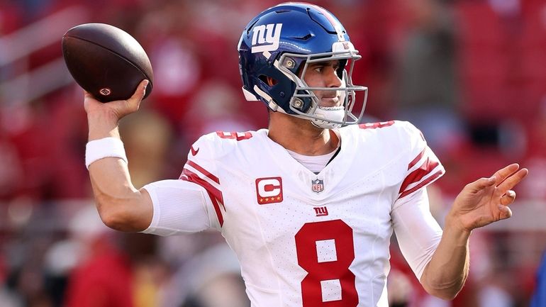 Daniel Jones of the Giants warms up prior to a game...