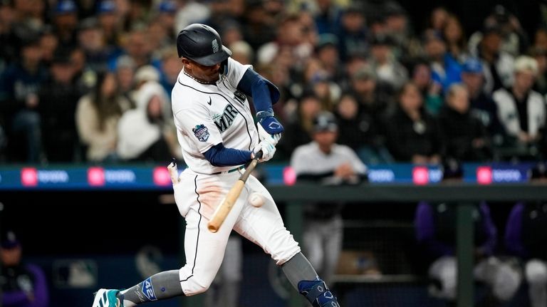 Swing adjustments paying off for Mariners' Julio Rodriguez with