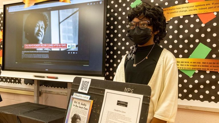 Tamia Tobin as Claudette Colvin.