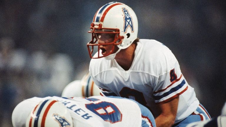 Quarterback Archie Manning of the Houston Oilers in 1982.