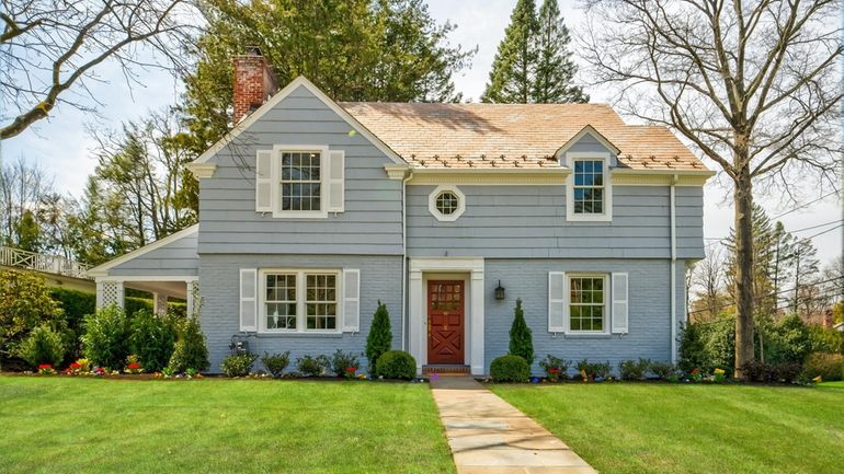 This Colonial in Manhasset is on the market for $2.199...