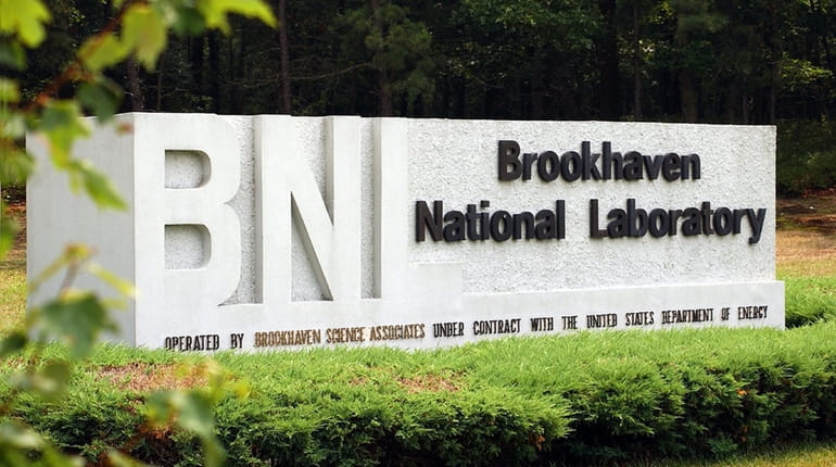 Federal funding for Brookhaven National Lab in jeopardy - The Suffolk Times