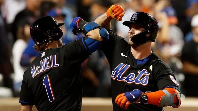 With Jeff McNeil's deal done, Pete Alonso figures to be next - Newsday