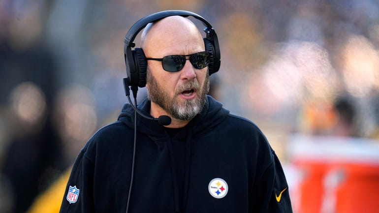 Pittsburgh Steelers offensive coordinator Matt Canada stands on the sidelines...