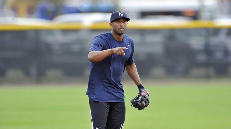 Yankees infielder Eduardo Nunez working on his fielding skills. (Feb....