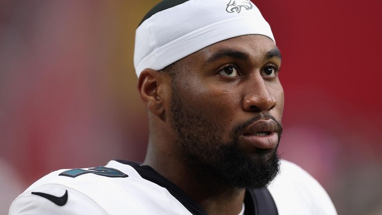 Haason Reddick during a game between the Eagles and Cardinals...