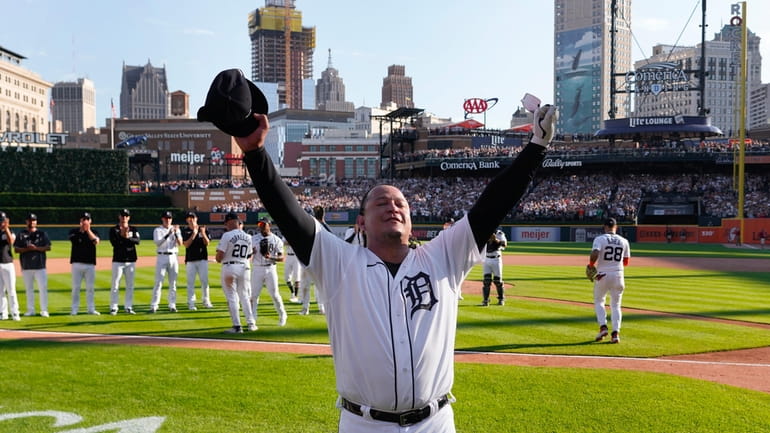 Miguel Cabrera came to Detroit; what happened to the 6 Tigers who left?