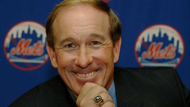 Gary Carter poses with his Hall of Fame ring at...