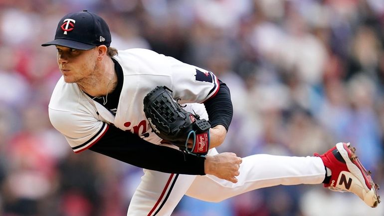 Minnesota Twins pitcher Sonny Gray works against the Toronto Blue...