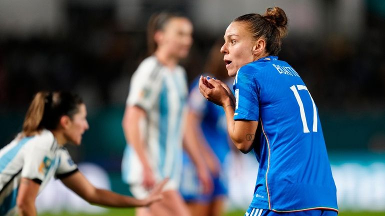 Cristiana Girelli's goal gives Italy 1-0 win over Argentina at the Women's  World Cup - Newsday