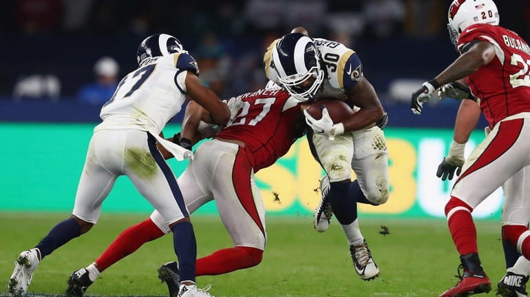 Rams lay it on Cardinals as Todd Gurley scores, eclipses 100 yards