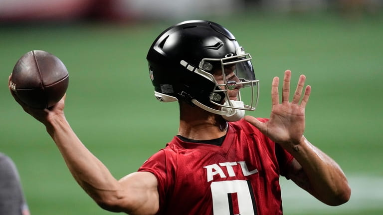Atlanta Falcons turn attention to defense after years of struggles - Newsday