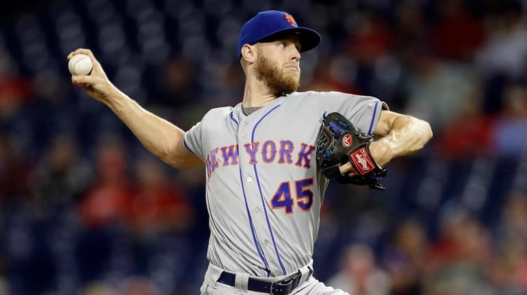Mets pitcher Zack Wheeler delivers during a game against the Phillies on...
