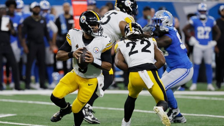 Pittsburgh Steelers quarterback Russell Wilson looks downfield during the first...