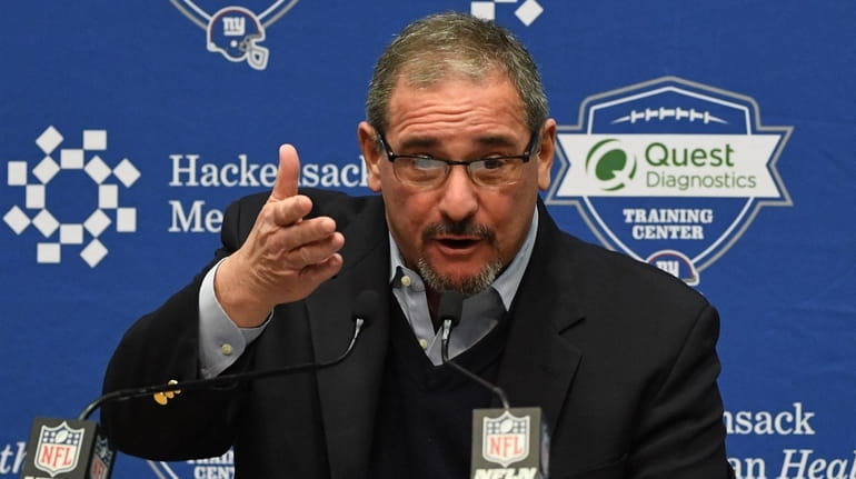 Giants general manager Dave Gettleman speaks to the media on Dec....