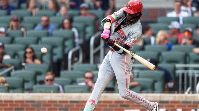 Cincinnati Reds' Elly De La Cruz swings in the first...