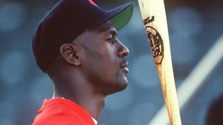 We Remember: Michael Jordan Signs with Chicago White Sox 20 Years Ago, News, Scores, Highlights, Stats, and Rumors