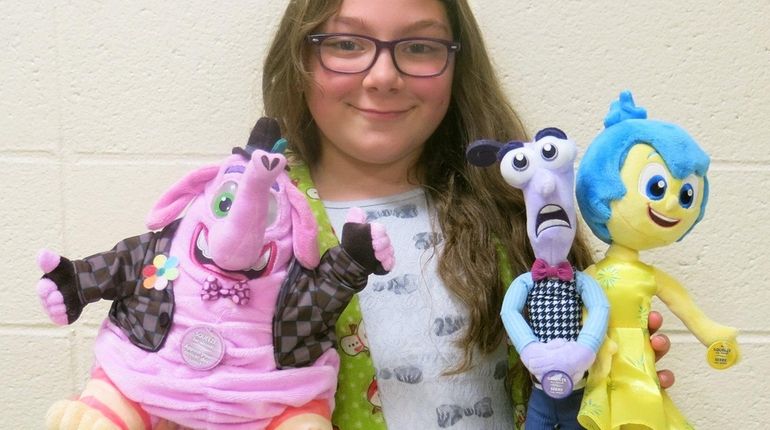 Kidsday Reporter Sydney Sciandra tested the new "Inside Out" plushies.