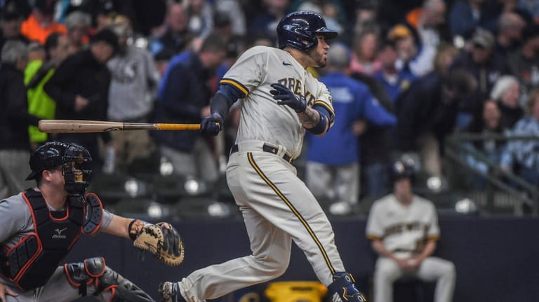 Caratini, Wiemer homer, Brewers top Tigers 6-2, Báez hurt - Newsday