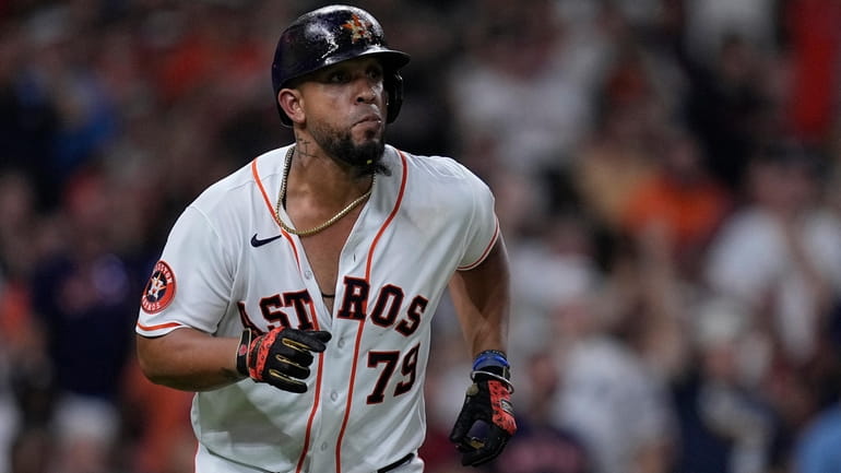 Jose Abreu batting in cleanup spot for Astros on Saturday