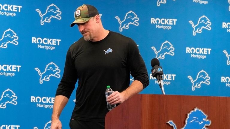 Detroit Lions head coach Dan Campbell gives his end-of-season news...