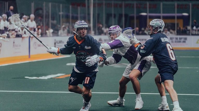 Jeff Teat in action at Nassau Coliseum for the New...