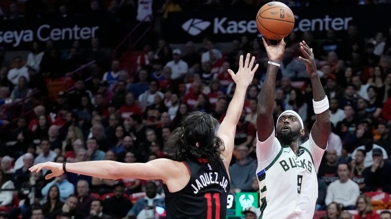 Milwaukee Bucks forward Bobby Portis (9) takes a shot against...