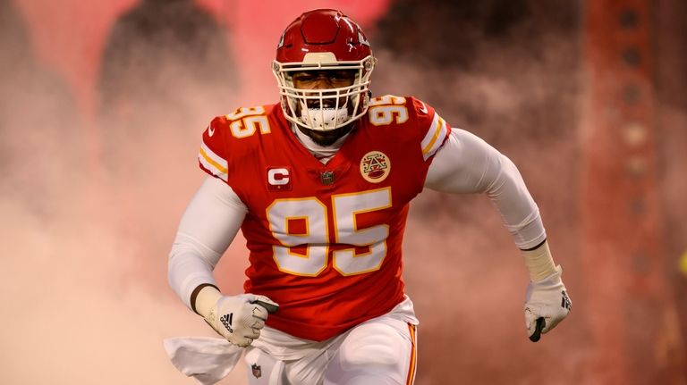 Chiefs' Chris Jones wants new-look D-line to be 'gritty' in 2022 -  Arrowhead Pride