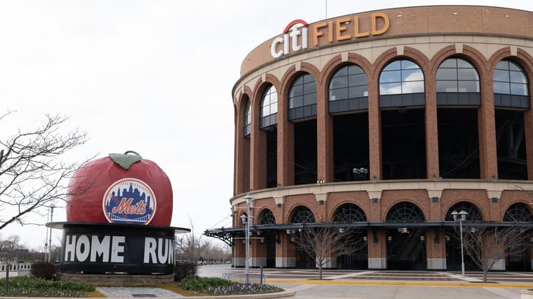 Mets to debut first corporate jersey patch at home opener