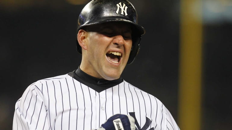 Kevin Youkilis of Yankees optimistic about recovery from back injury 