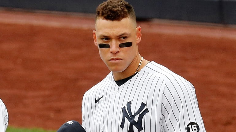 On Monday, Yankees had uniforms, eye black on ready for Game 5
