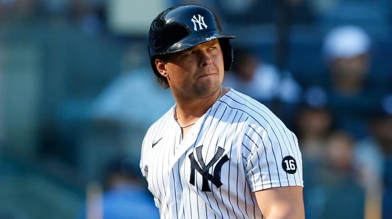 Yankees place Luke Voit on 60-day injured list, as knee issue ends  slugger's season 