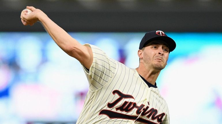 Twins beat Yankees 6-1