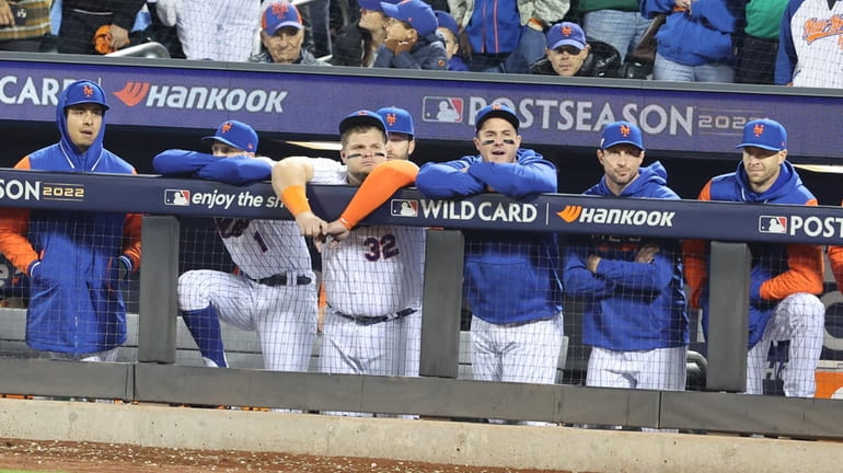 Orange Highlights the Mets' Postseason - The New York Times