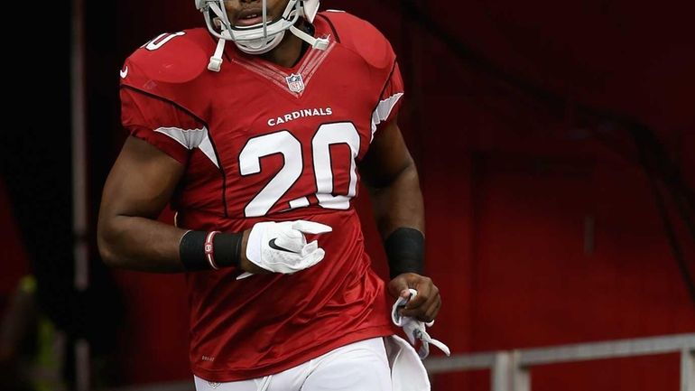 According to reports, Arizona Cardinals running back Jonathan Dwyer has...