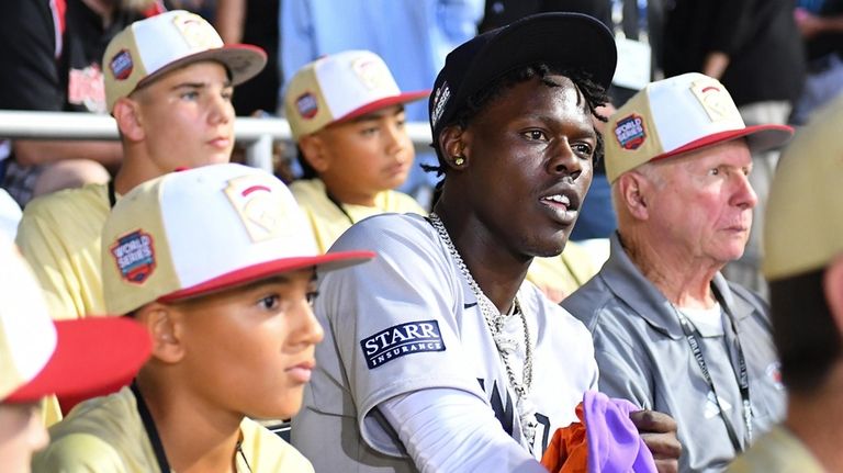 Jazz Chisholm Jr. of the New York Yankees watches the...