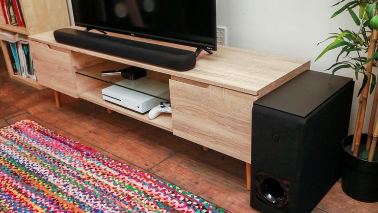 Yamaha YAS-209 soundbar provides excellent sound in a compact size...