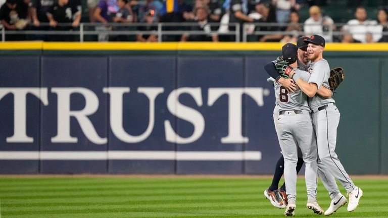 The Detroit Tigers outfielders from left, Matt Vierling (8) Ryan...