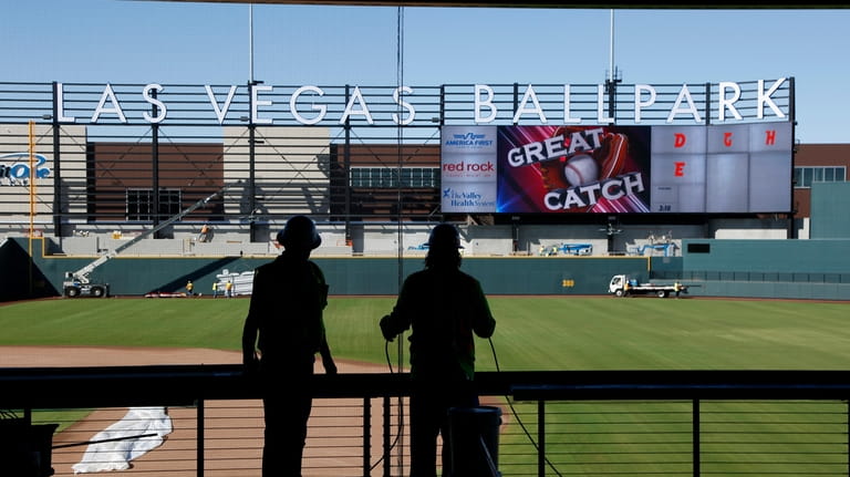 Defiant A's fans plan 'Reverse Boycott' at Oakland Coliseum