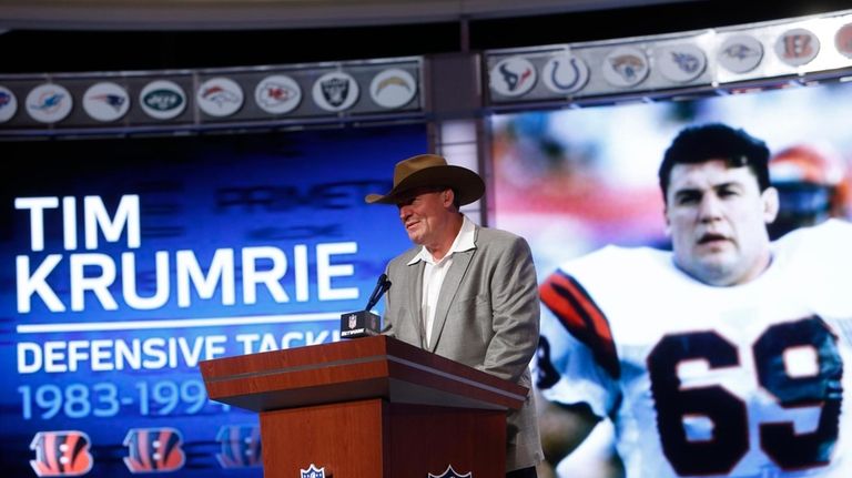 Former Cincinnati Bengals tackle Tim Krumrie announces a draft pick...