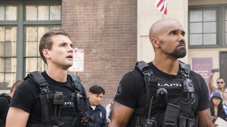 S.W.A.T.' review: Shemar Moore shines in first lead role but new cop show  is bit familiar - Newsday