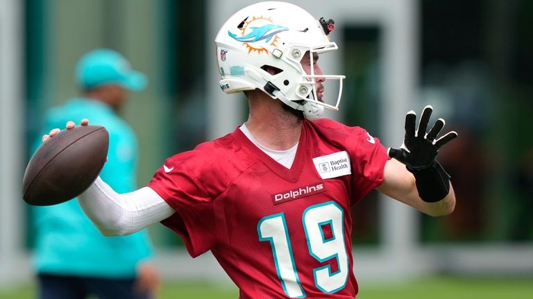 Miami Dolphins quarterback Skylar Thompson (19) throws a pass during...