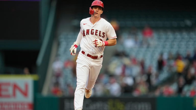 Mike Trout Returns to Angels Facing the Most Pressure of His Entire Career, News, Scores, Highlights, Stats, and Rumors